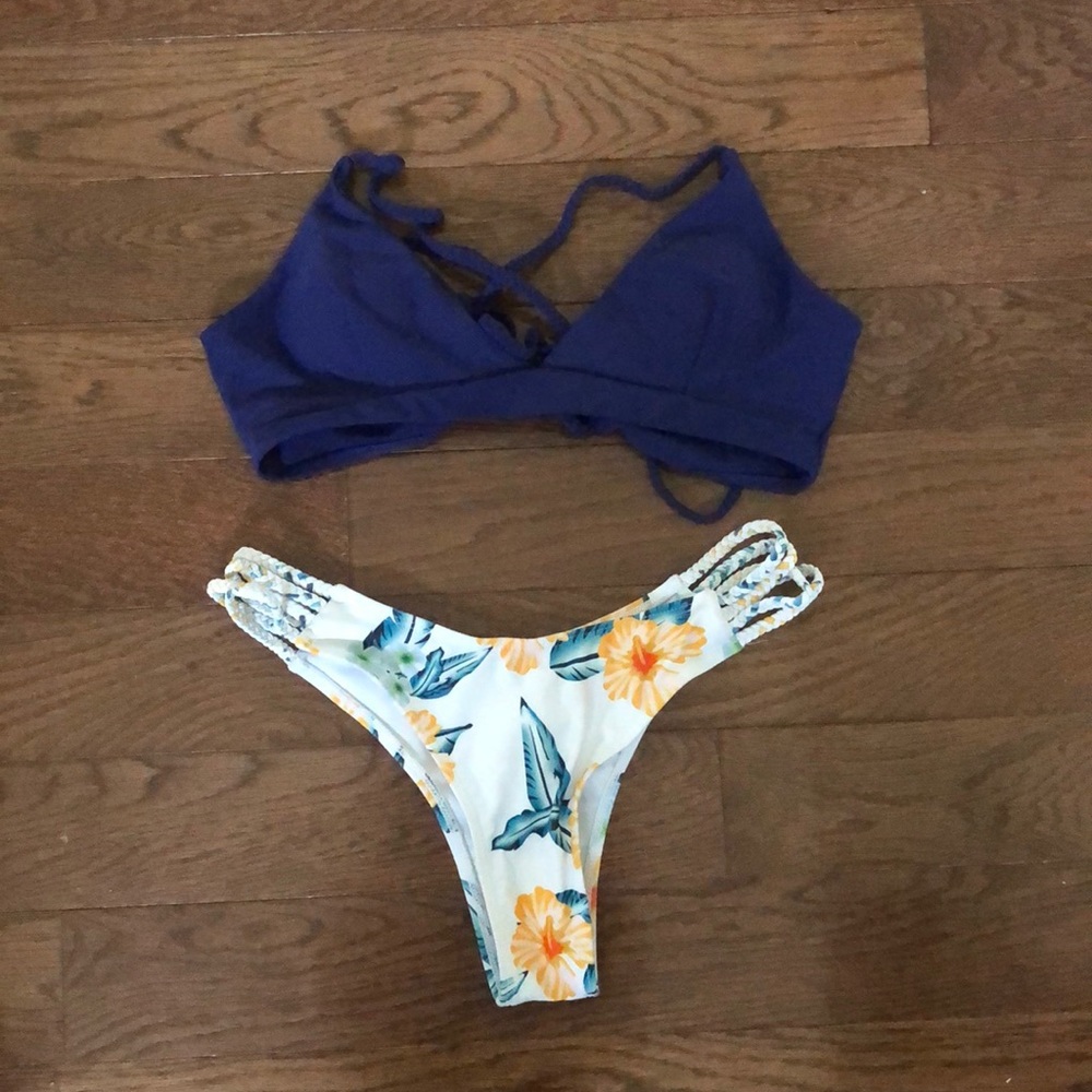 Zaful navy blue top & floral bottoms bikini - M
